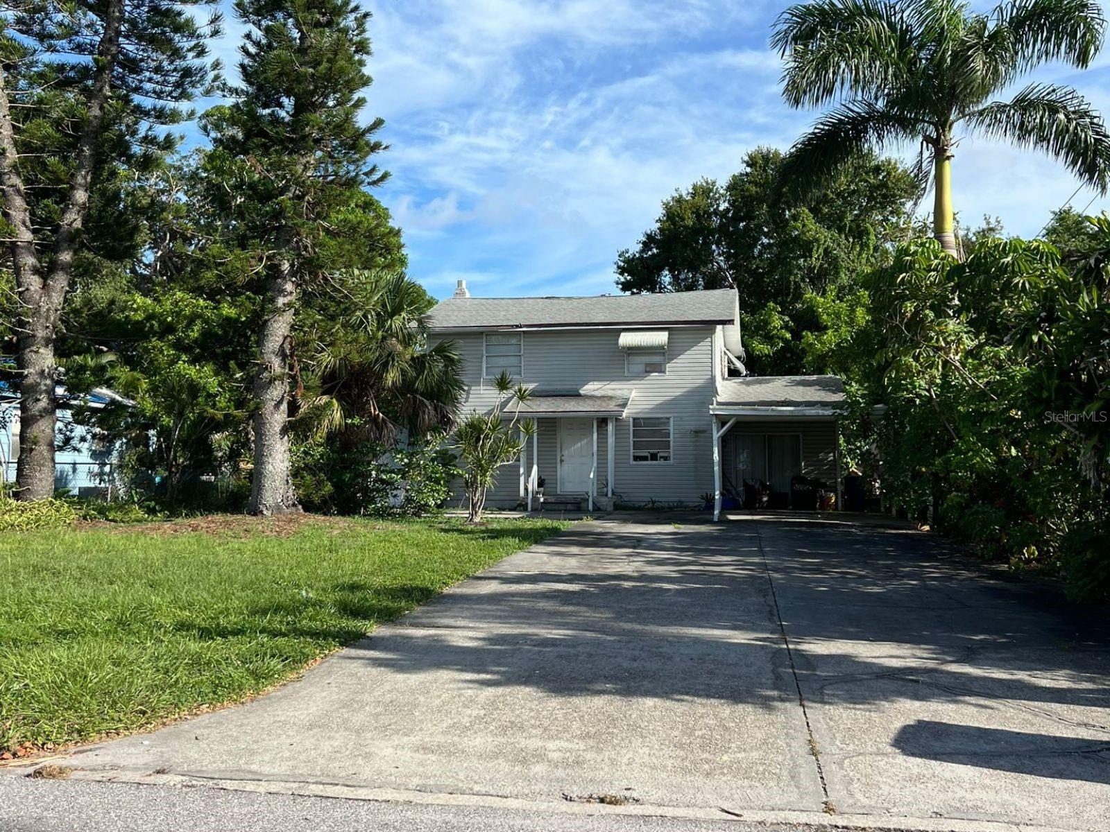 Investor opportunity! Priced with full awareness of current condition—property is being sold strictly as-is. Ideal for tear-down, redevelopment, or full renovation. Long-term tenant in place offers consistent rental income. Whether you’re holding for cash flow or looking to build new, this property offers great land value and potential. Sellers are transparent and ready to move forward—no games, just a solid opportunity.