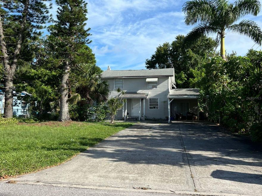 Investor opportunity! Priced with full awareness of current condition property is being sold strictly as-is.  Tenants are in place offers consistent rental income. Whether you’re holding for cash flow or looking to build new, this property offers great land value and potential. Sellers are transparent and ready to move forward so, no games, just a solid opportunity.