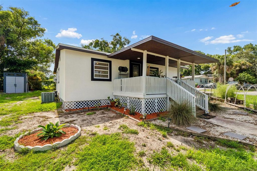 Photo of 1202 E Annie Street, Tampa, FL 33612 (MLS # TB8530166)