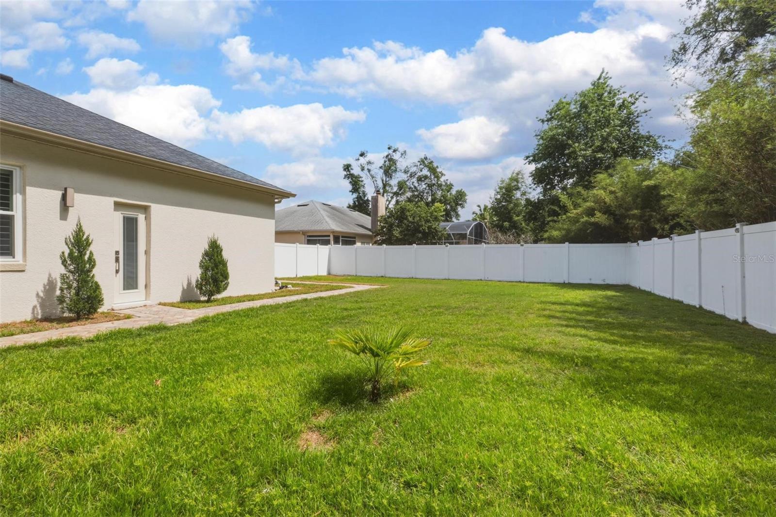 TALL TREES - Residential