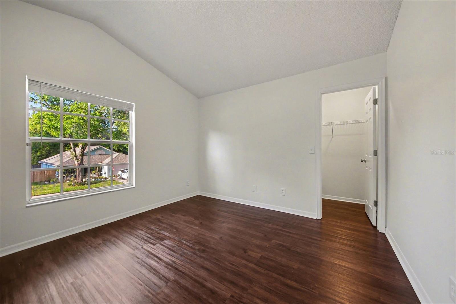 ROYAL OAK ESTATES - Residential