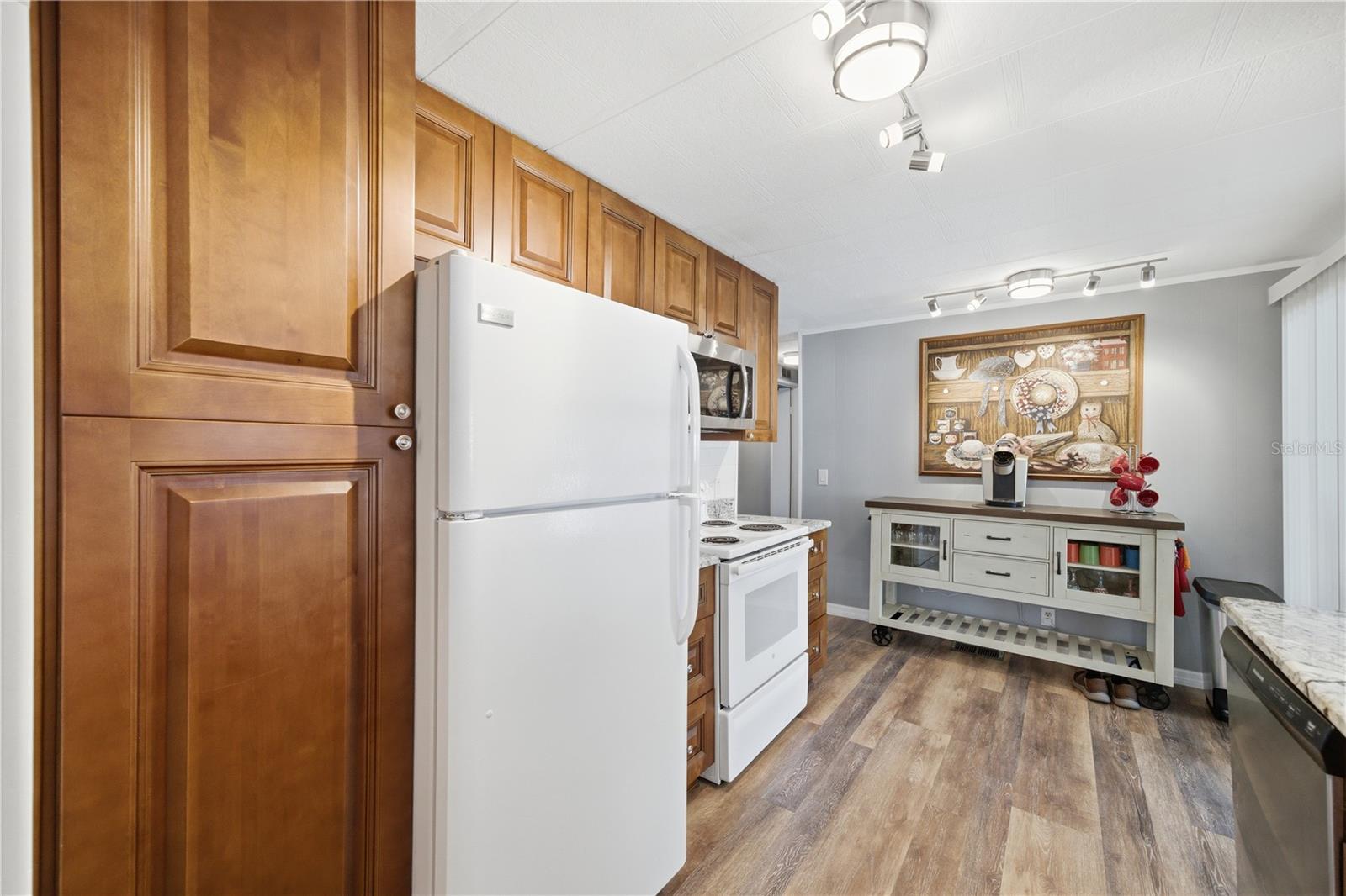 BRIAR CREEK MOBILE HOME COMMUNITY I CONDO - Residential