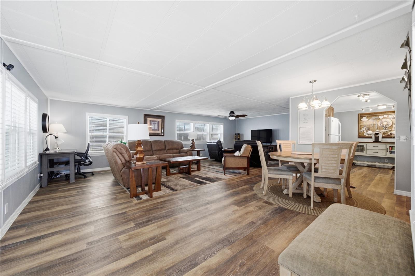 BRIAR CREEK MOBILE HOME COMMUNITY I CONDO - Residential