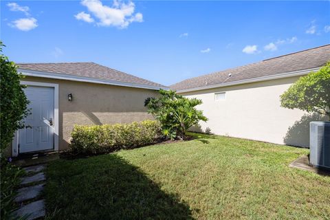 A home in PARRISH