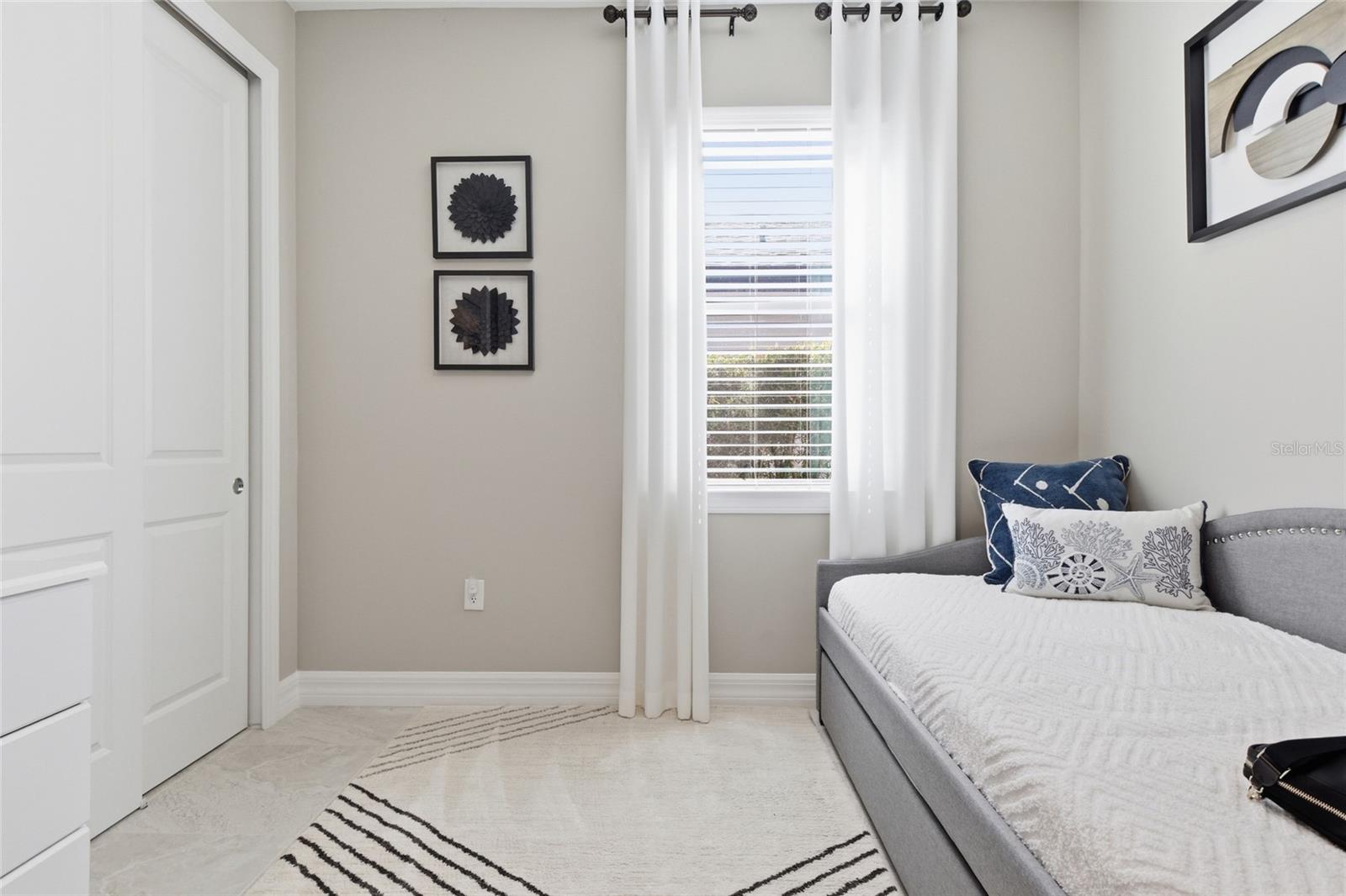 CEDAR GROVE PH 2B - Residential Lease