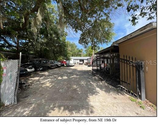 Industrial warehouse property, 7,300 square feet in an established industrial park. Use for your business or lease to other industrial businesses.
Use for your business or lease to other industrial businesses.
Warehouse "L" shaped and has a current Phase 1 environmental study with a clean bill of health and has a current survey.
There is road frontage on 19th Drive with a large sign and 1200 square feet of offices in the front along with 14oo square feet storage area.
There is a large, air-conditioned show room with offices and 2,400 square feet of storage in the back area along with other warehouse space.
Property owner is 76 and retiring so open to offers while offering reasonable owner financing, so be creative and call to discuss.
Don't miss this Hard-to-find industrial zoned property in close proximity to downtown Gainesville.