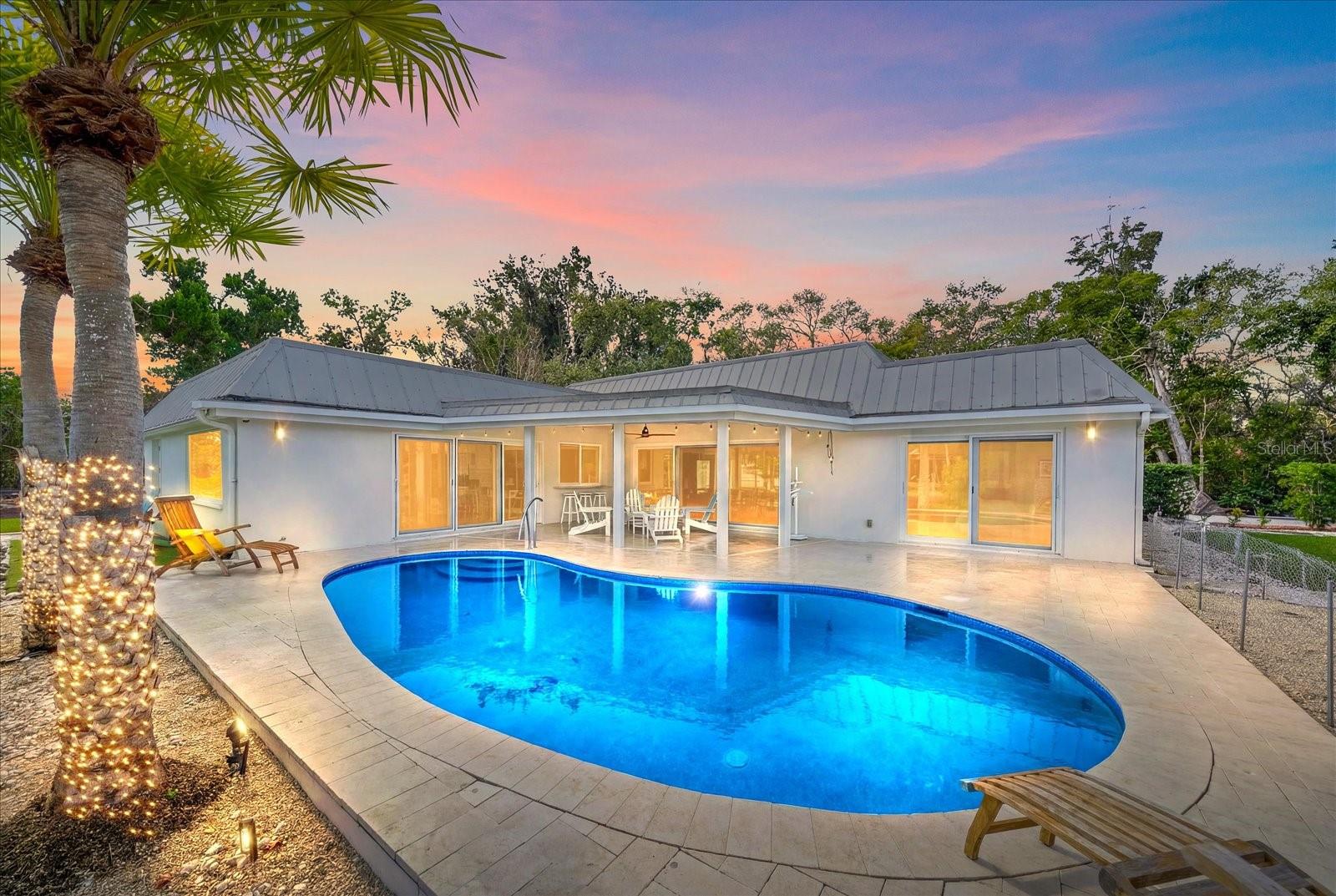 HIDDEN HARBOR - Residential