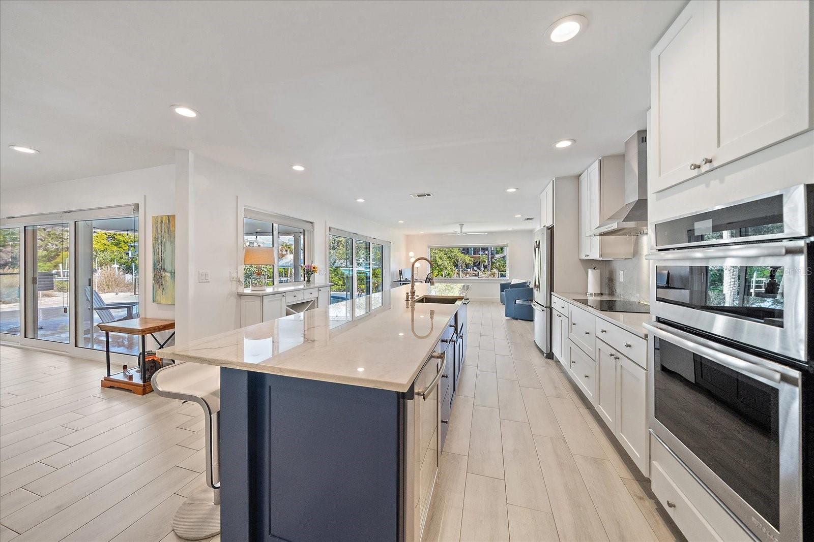 HIDDEN HARBOR - Residential