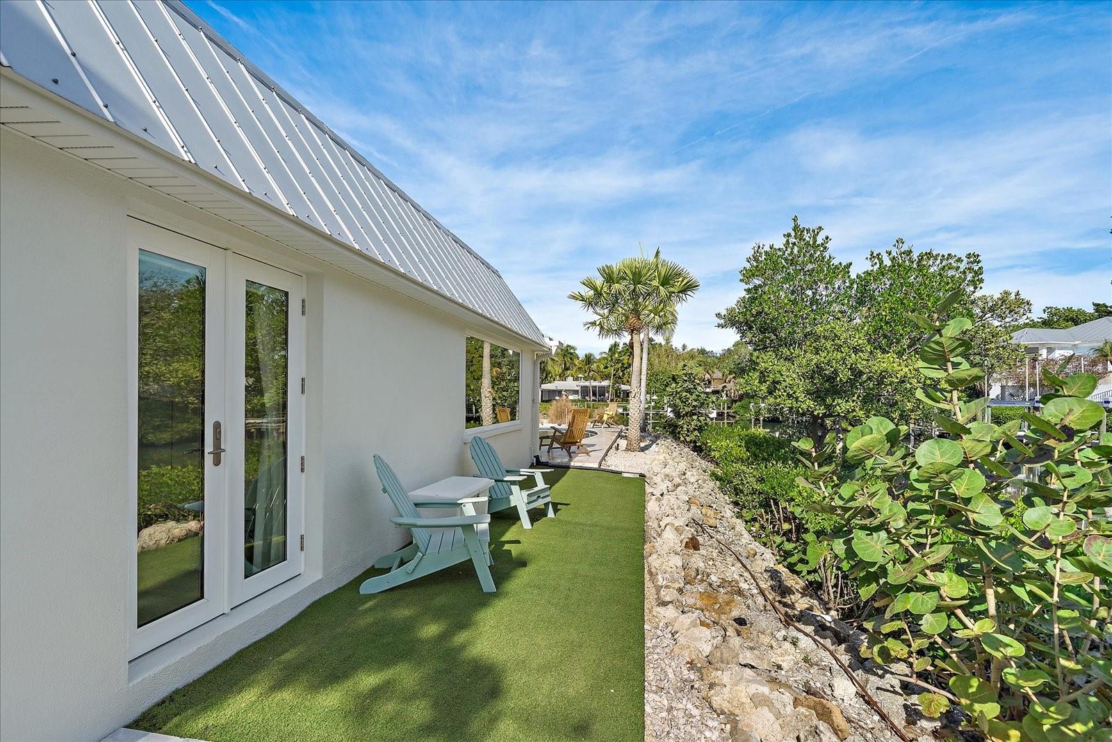 HIDDEN HARBOR - Residential