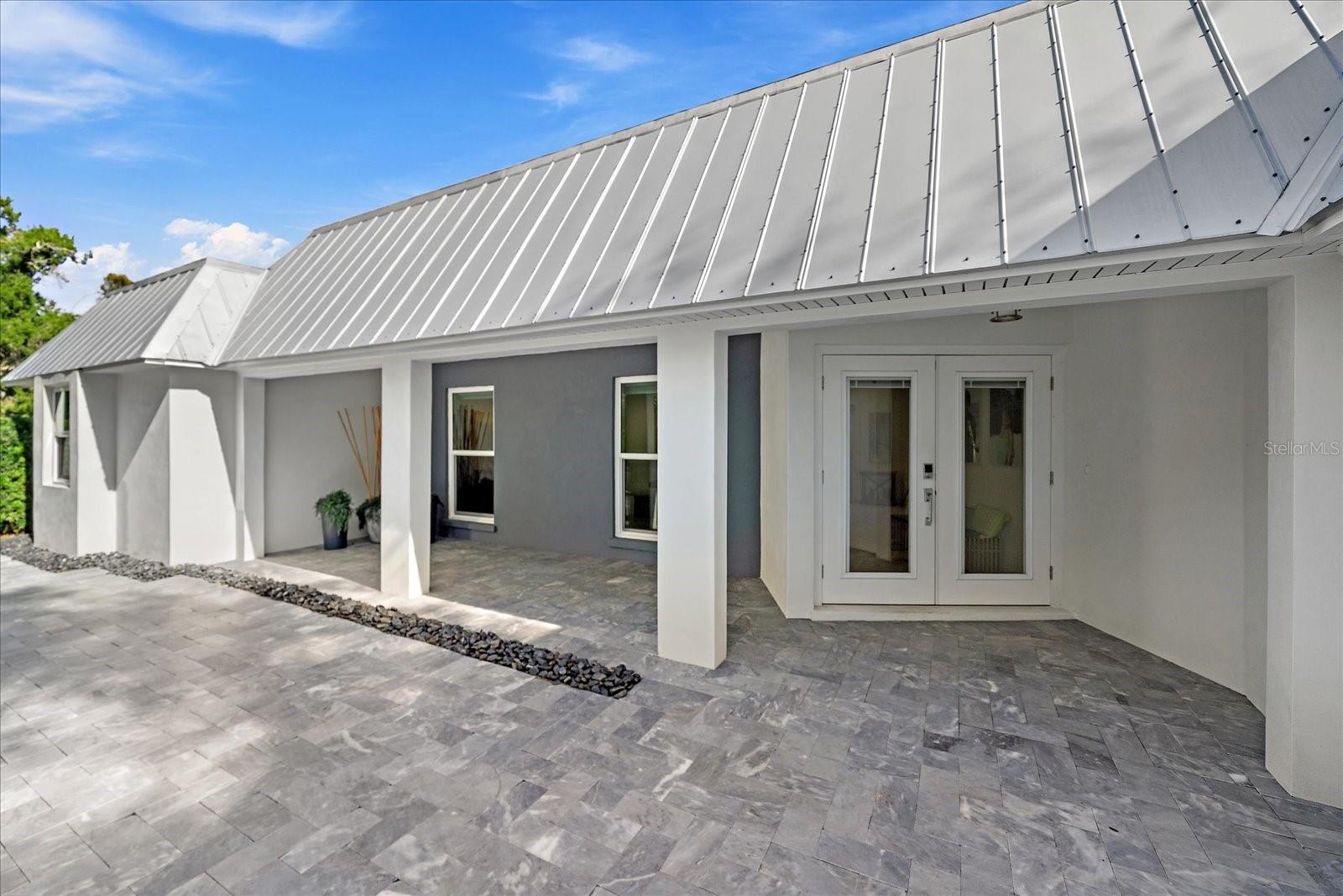 HIDDEN HARBOR - Residential