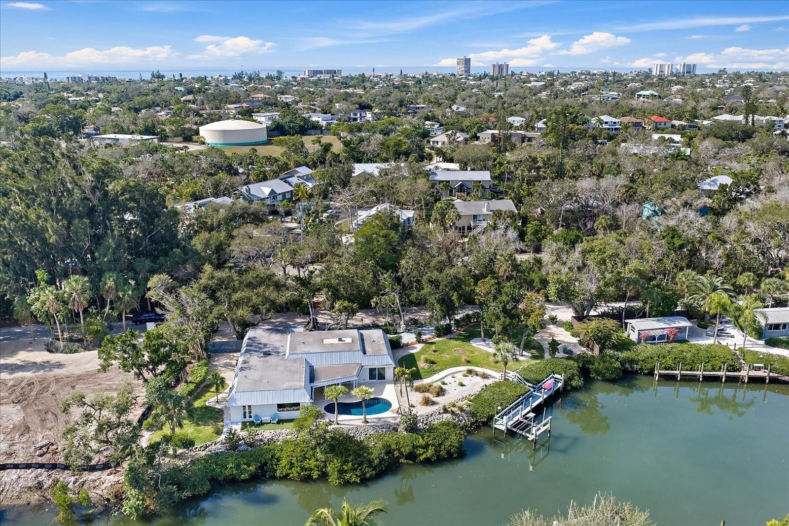 HIDDEN HARBOR - Residential