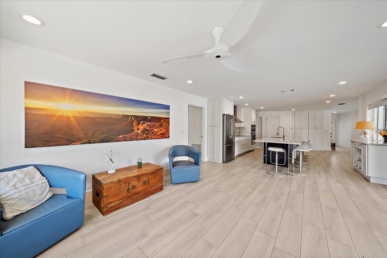 HIDDEN HARBOR - Residential