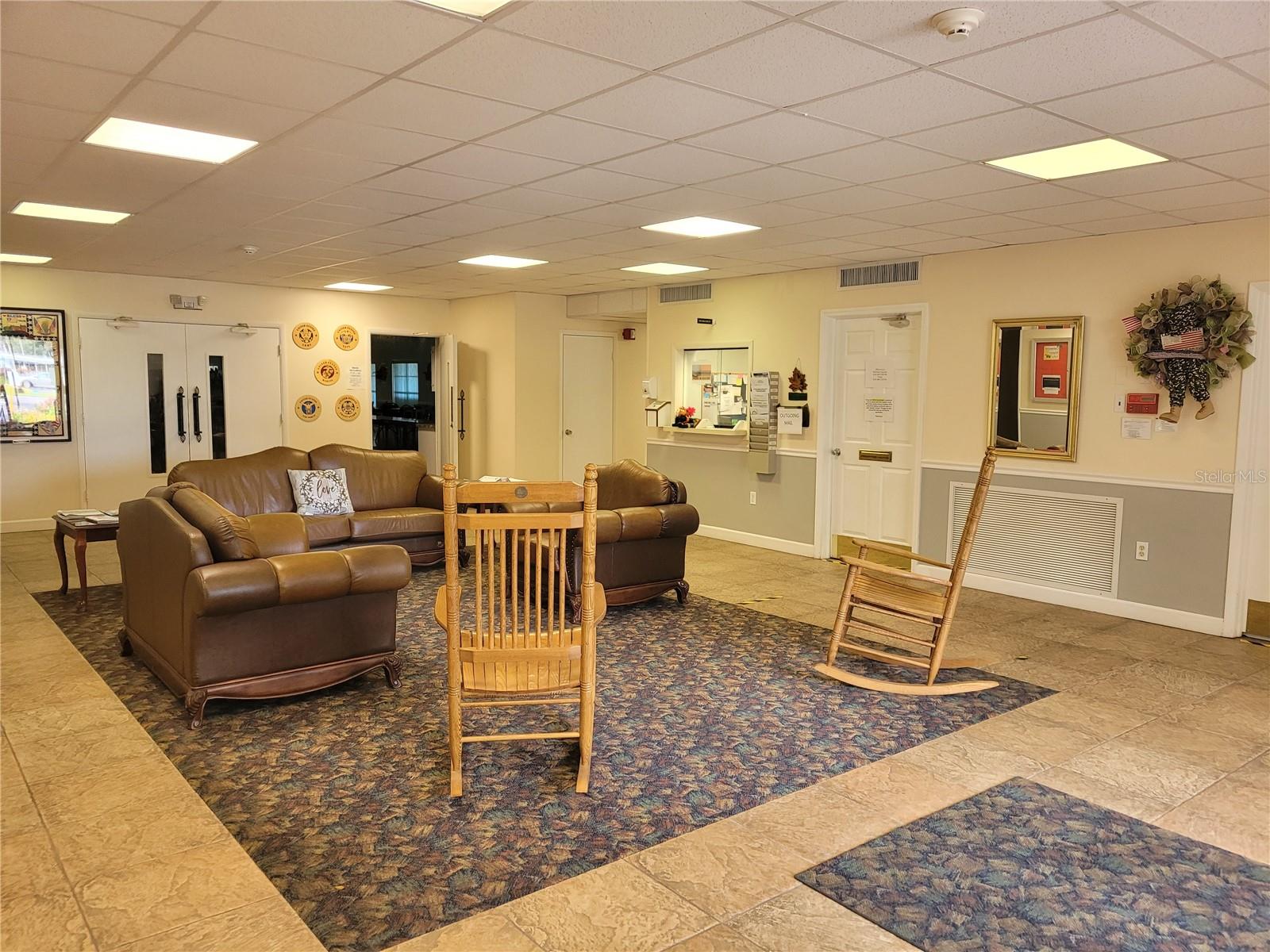 OAKWOOD MANOR - Residential