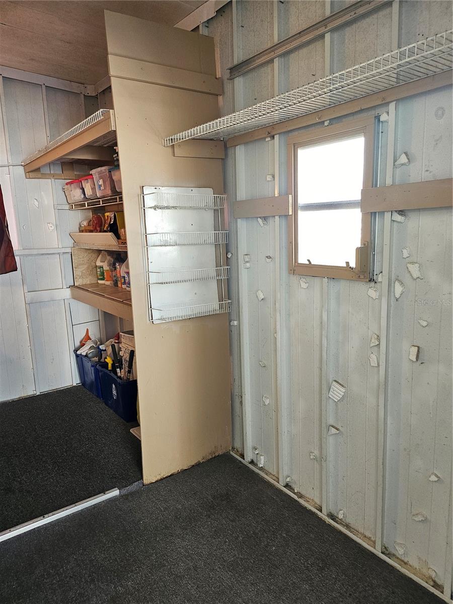 OAKWOOD MANOR - Residential