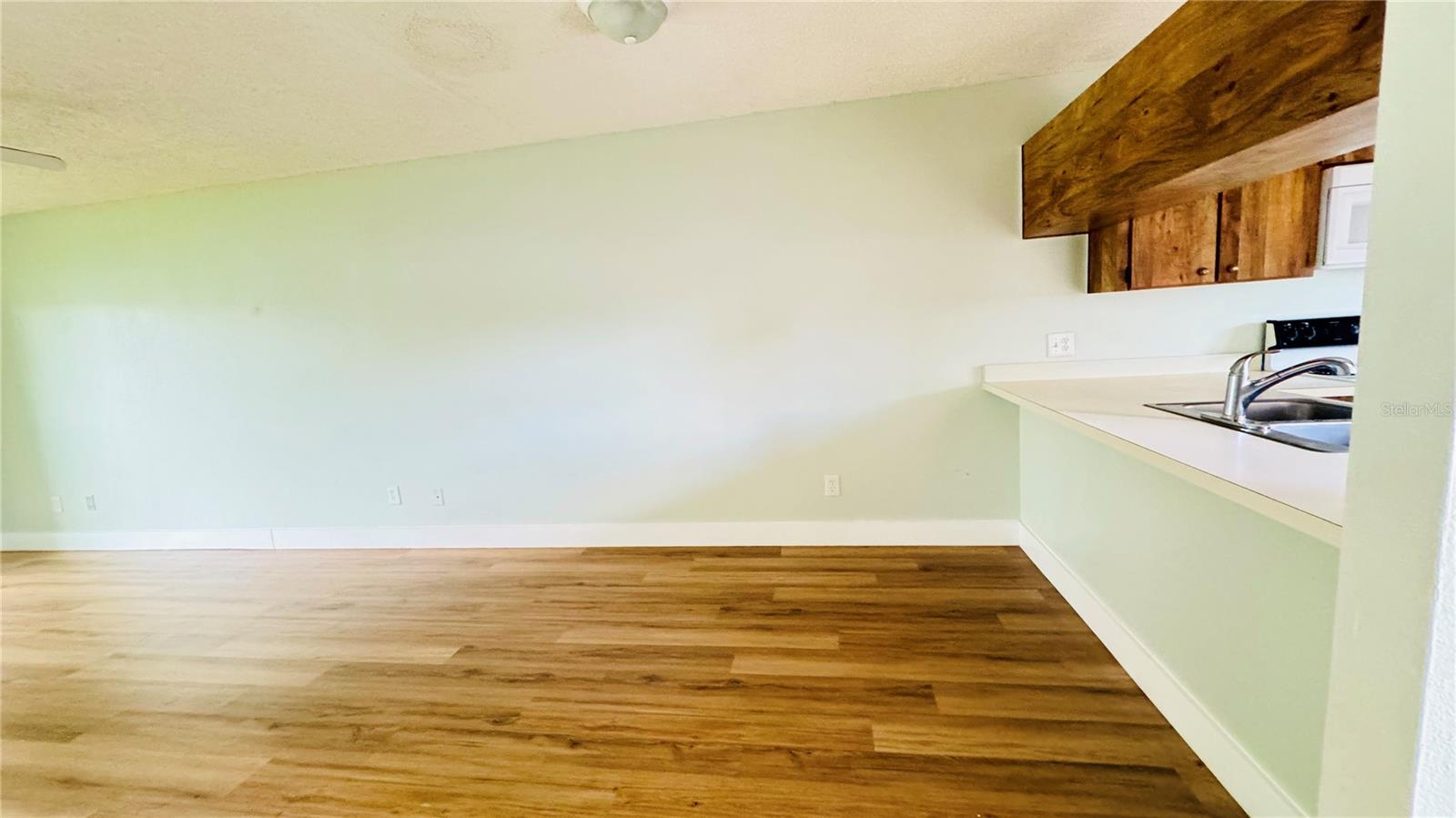 TALIA CONDO - Residential Lease