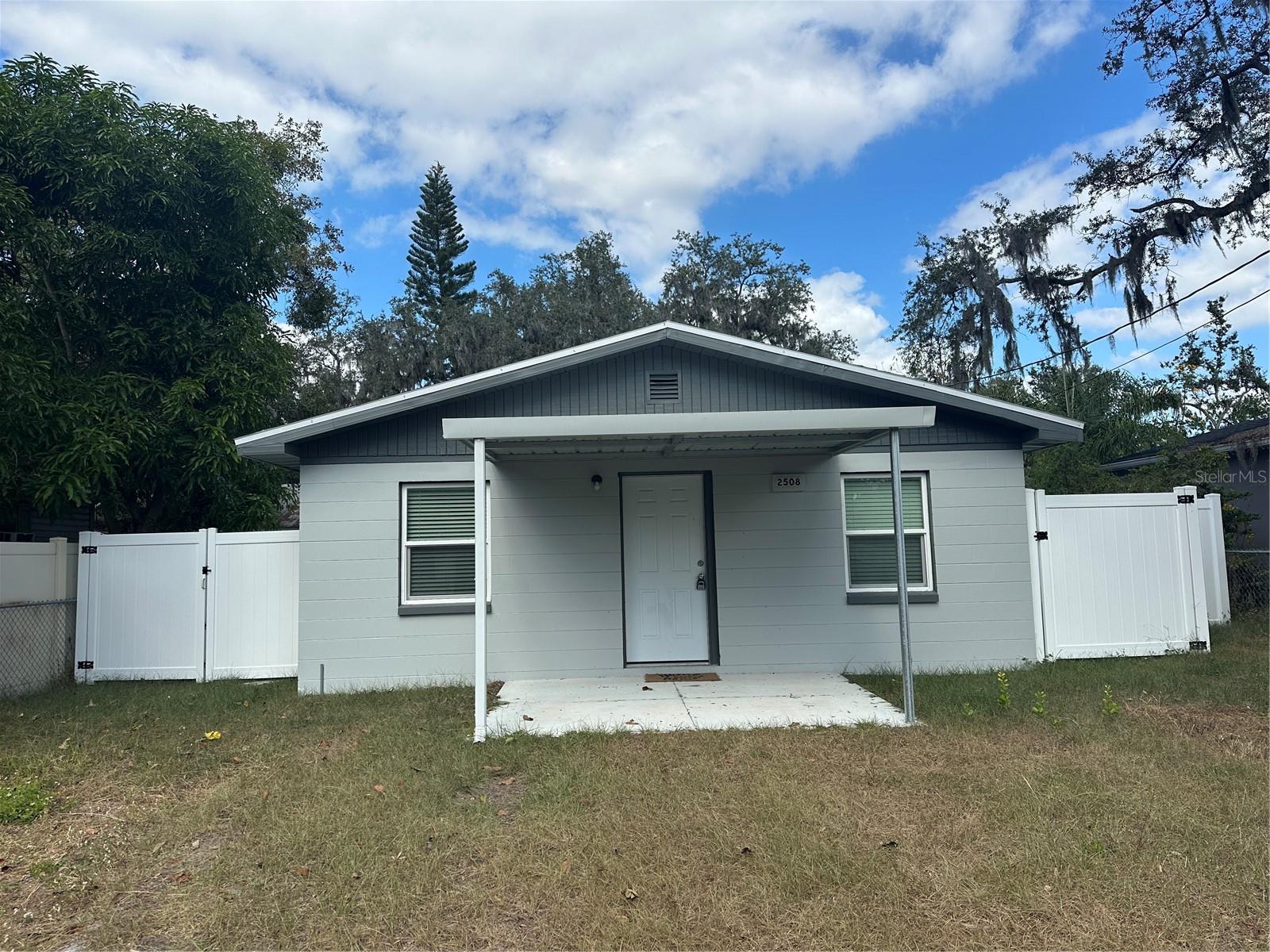 Come check out this clean and modernized 2 bed/ 1 bath home. Located just a few blocks from the Strawberry Festival.