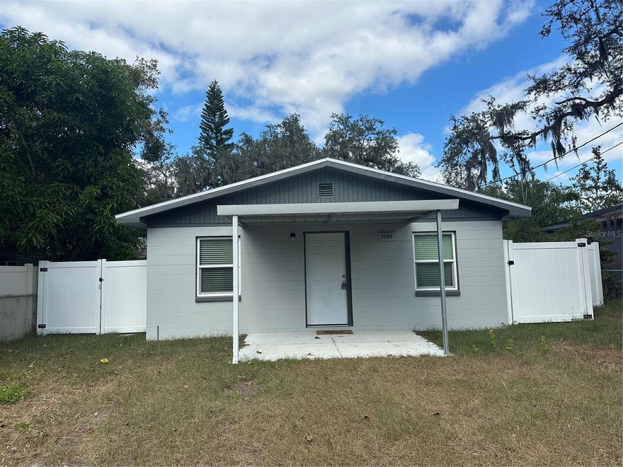 Come check out this clean and modernized 2 bed/ 1 bath home. Located just a few blocks from the Strawberry Festival.