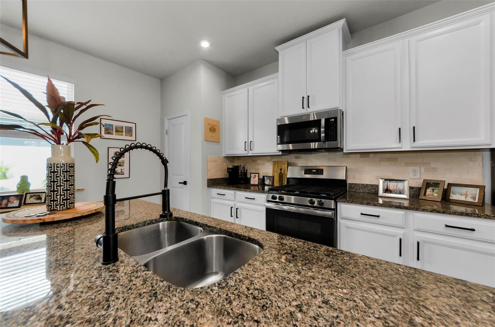 ASTURIA PH 3 - Residential