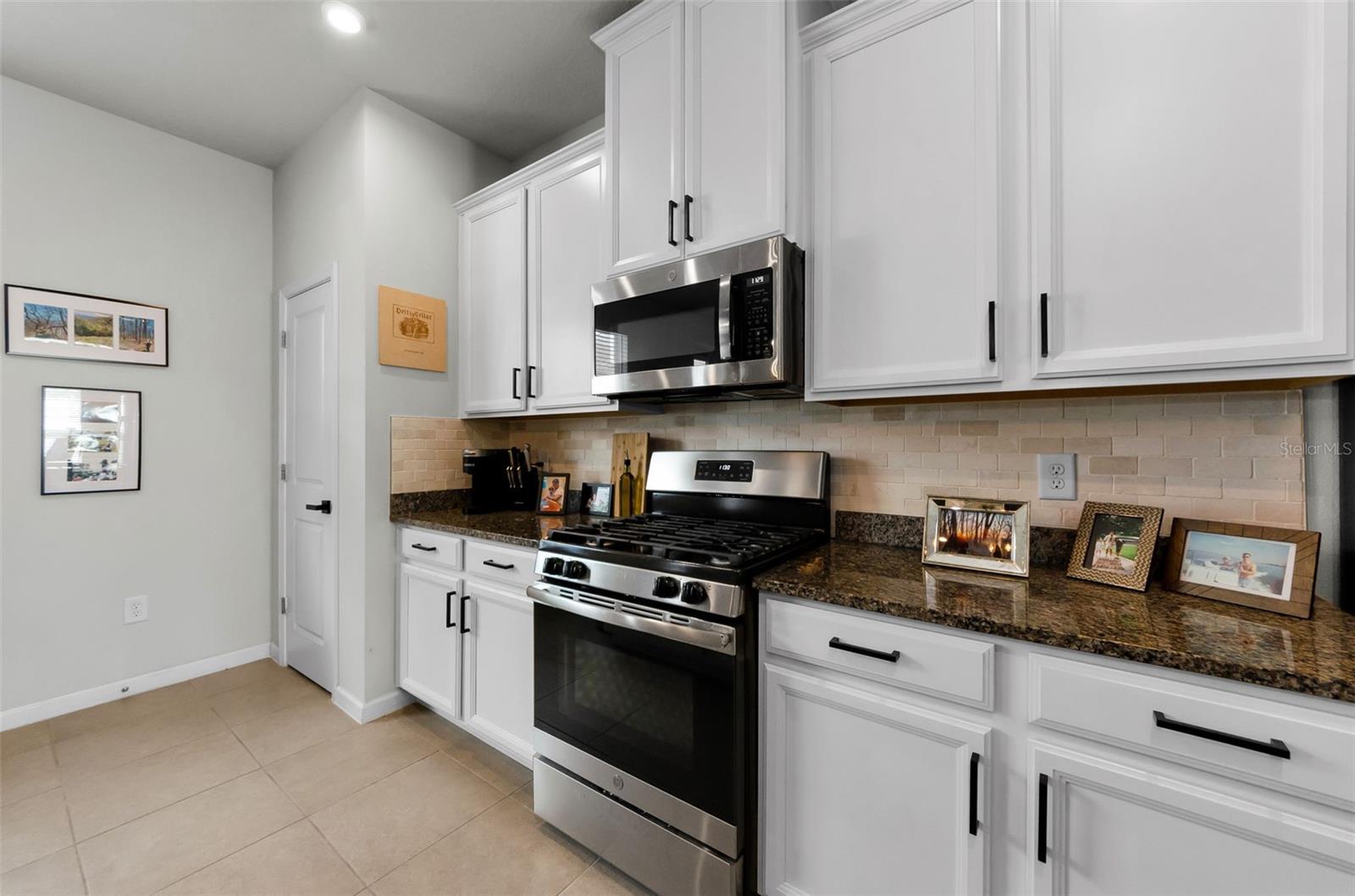 ASTURIA PH 3 - Residential