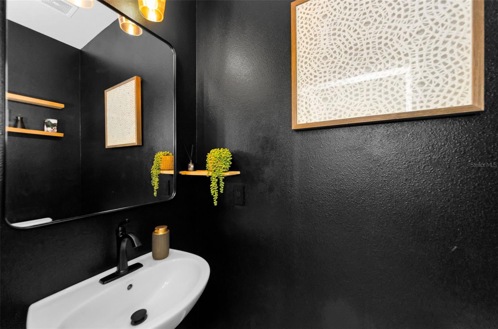 ASTURIA PH 3 - Residential