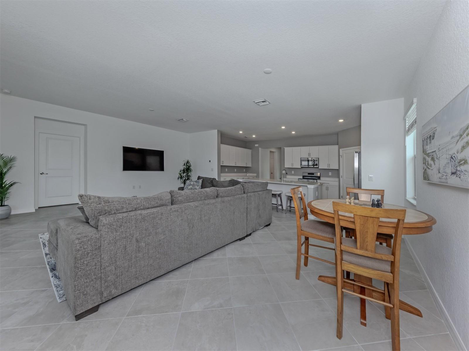 ANTIGUA/WELLEN PARK - Residential