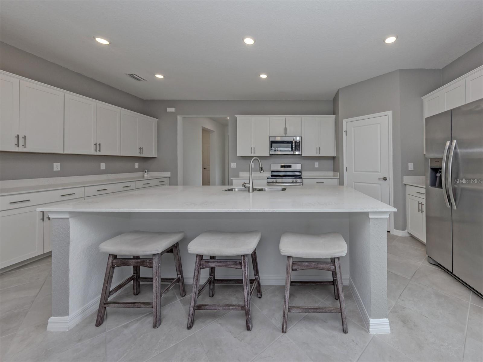 ANTIGUA/WELLEN PARK - Residential