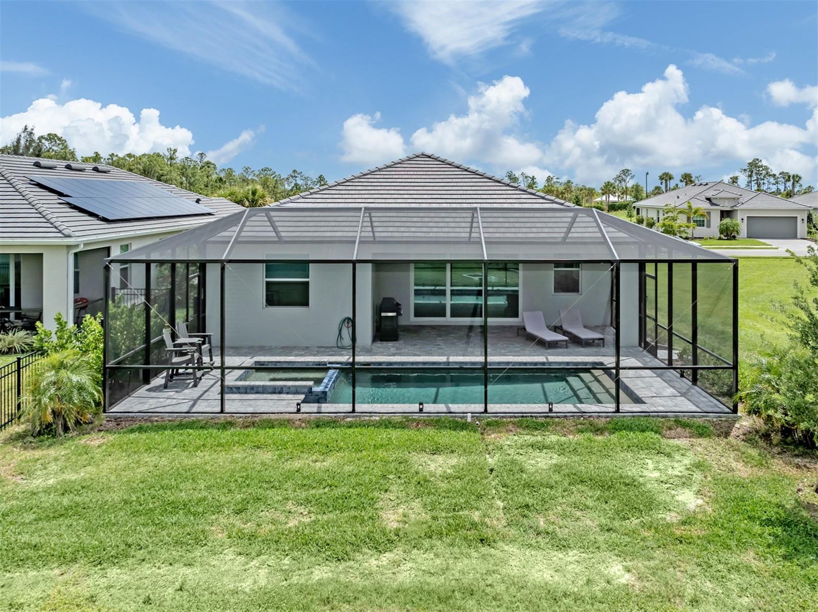 ANTIGUA/WELLEN PARK - Residential