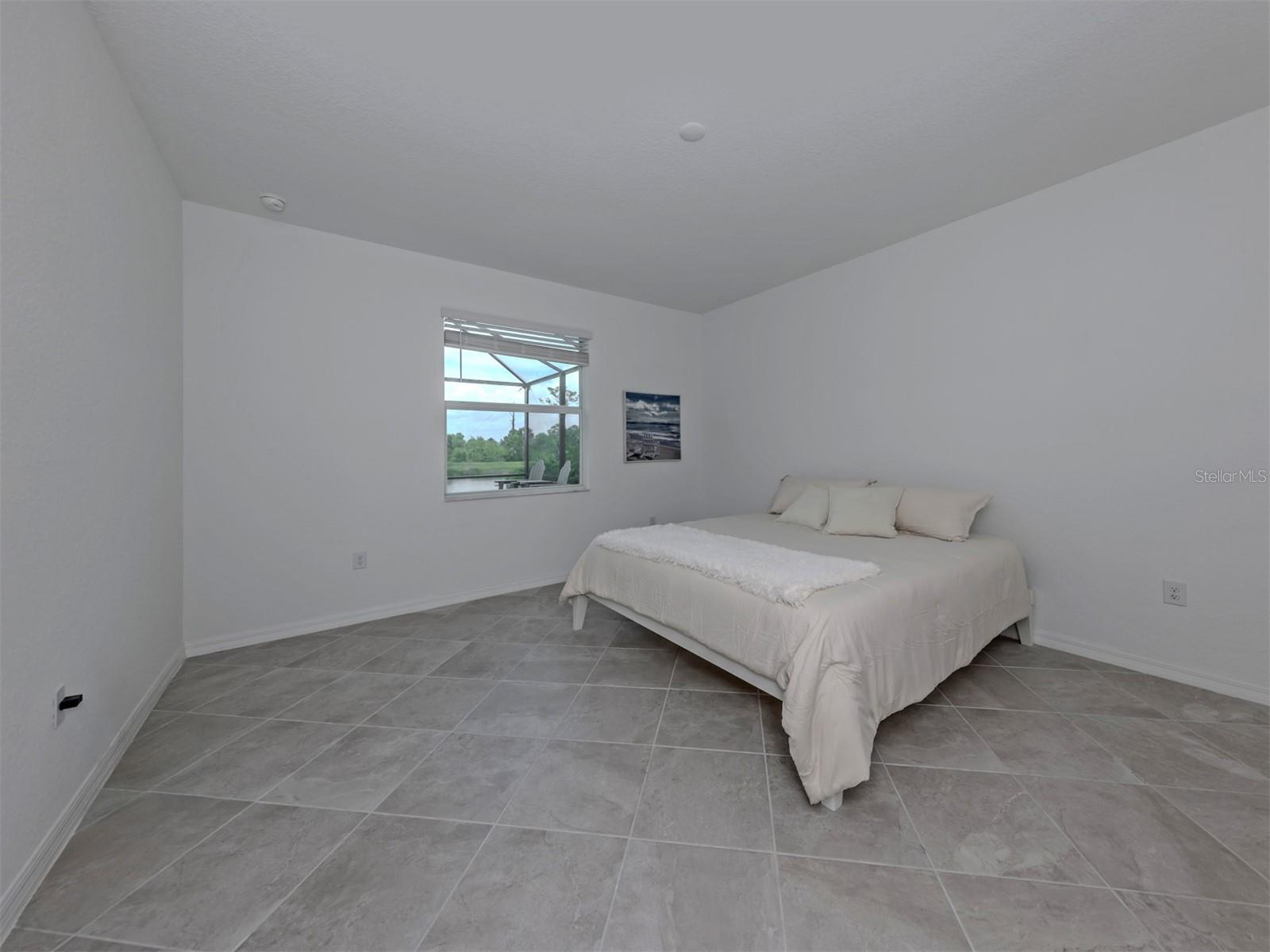 ANTIGUA/WELLEN PARK - Residential