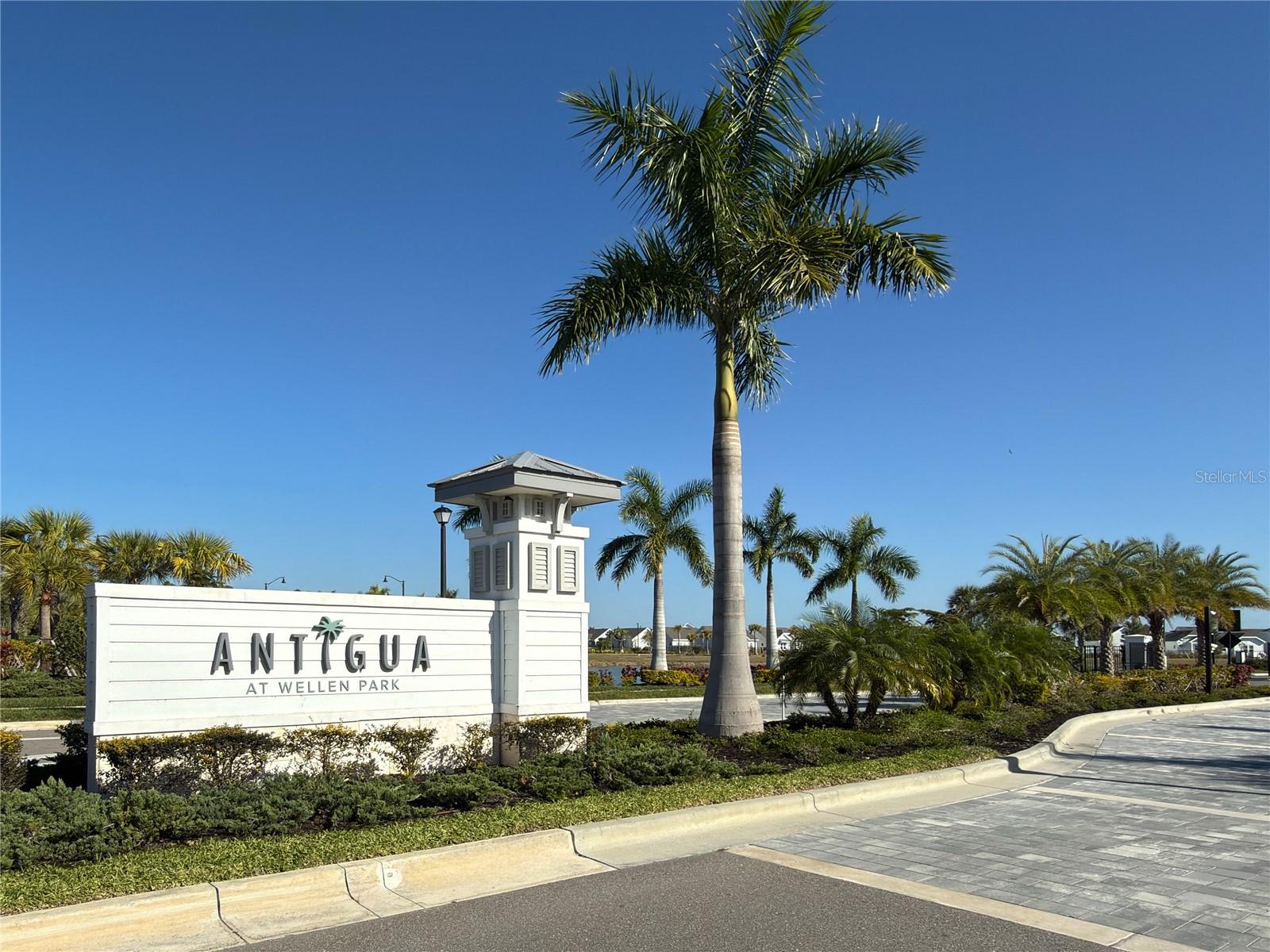 ANTIGUA/WELLEN PARK - Residential