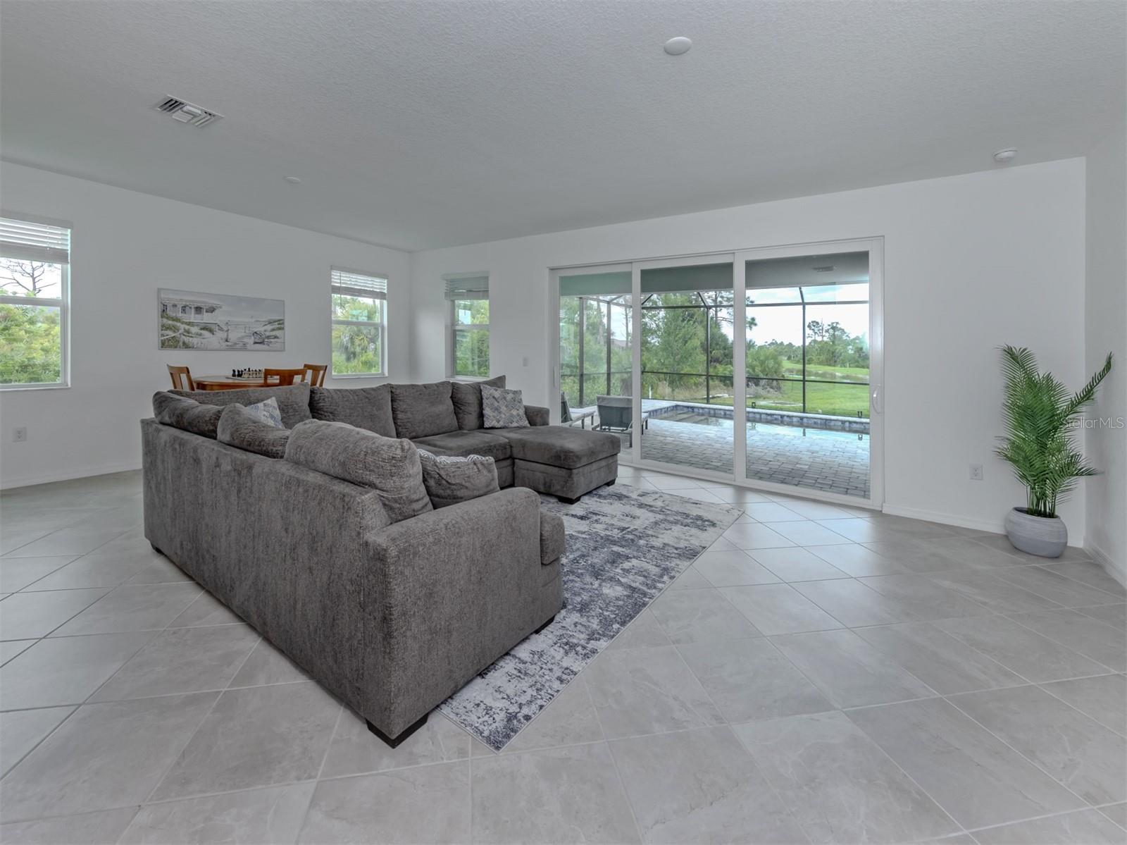 ANTIGUA/WELLEN PARK - Residential