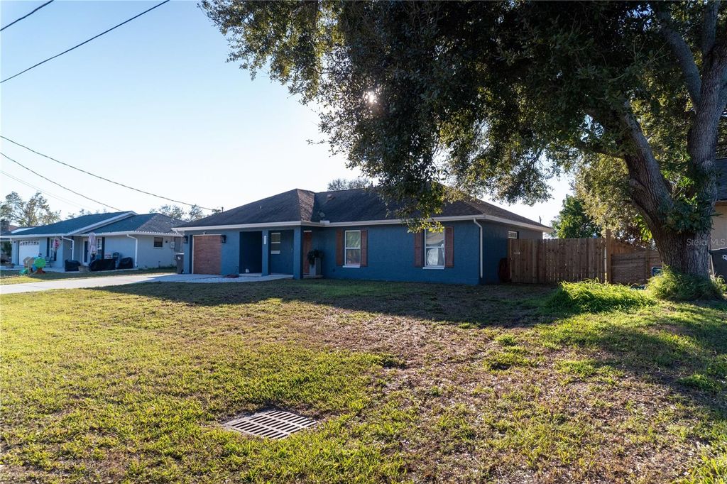 Photo of 803 44th Avenue E, Ellenton, FL 34222 (MLS # S5142335)