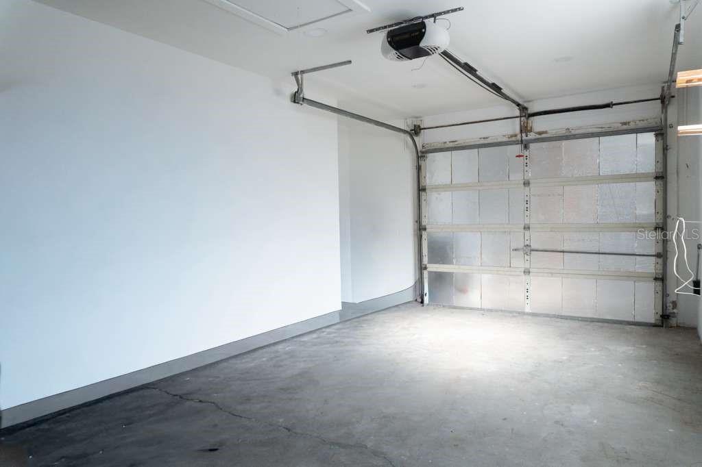 TROPICAL HARBOR SEC 3 - Residential