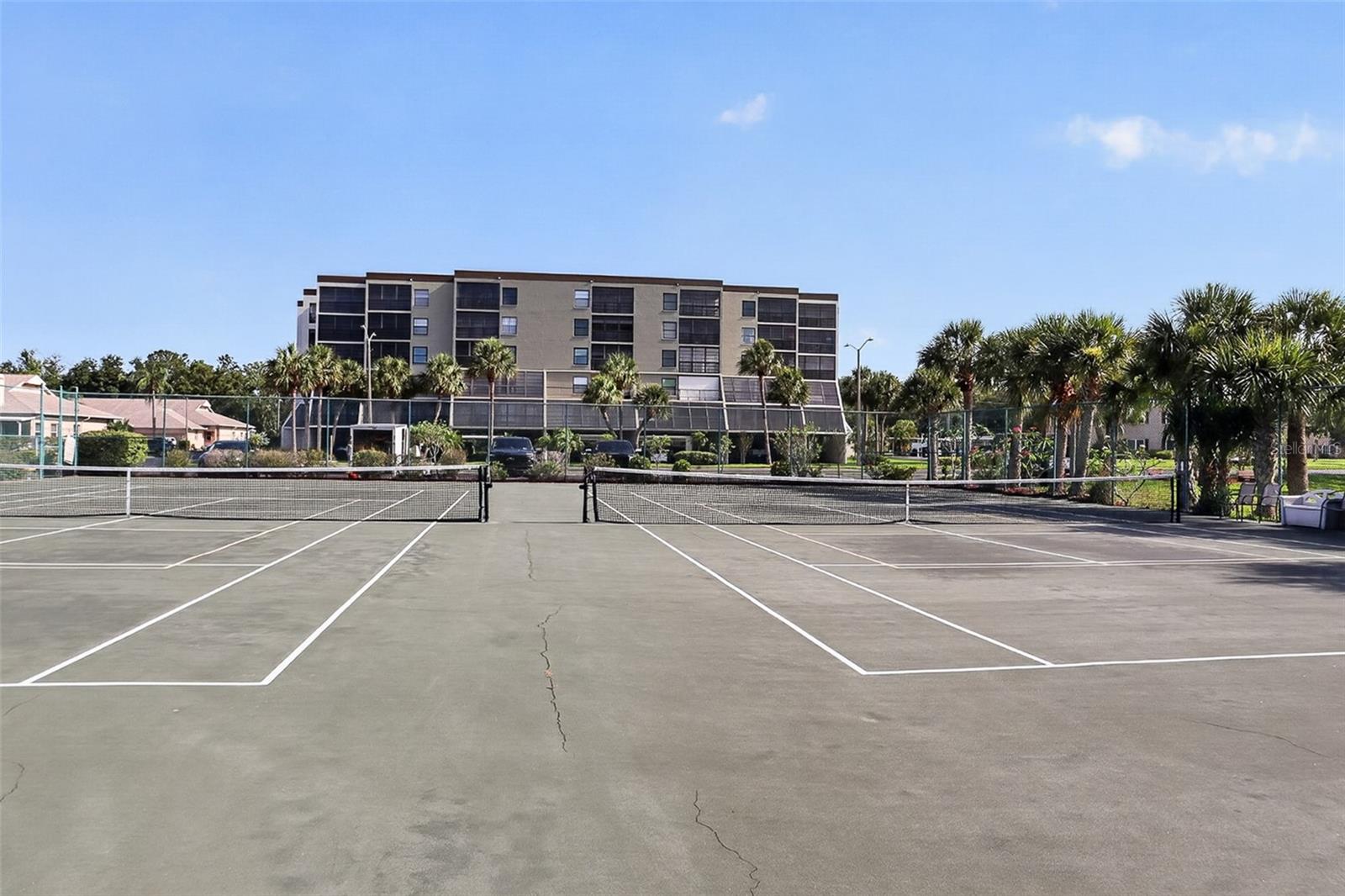LONG BAYOU - Residential