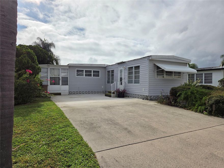 Welcome to Oakwood Manor, Sarasota’s only resident-owned park within city limits! This charming 1-bedroom, 1-bath home offers two full driveways and great updates including a new HVAC (2019), remodeled kitchen (2011), vinyl siding (2008), and elastomeric coating over the shed. The spacious 57’x75’ lot provides plenty of room to expand, remodel, or replace the home with a larger one if desired. Buyer responsible for removal if bringing in a new unit.
Enjoy life in this friendly 90-acre 55+ community with some of the lowest maintenance fees in the area. The clubhouse features a fitness room, dance floor, library, and endless activities. Outdoor amenities include a heated pool, hot tub, shaded seating areas, putt-putt golf, bocce, ping pong, horseshoes, and cornhole. There’s also a lovely park with picnic tables and a community grill—perfect for relaxing or entertaining.
Adjacent to the Legacy Trail and close to downtown, beaches, shopping, and hospitals. No pets, no motorcycles. Come see why residents love Oakwood Manor—schedule your visit today!
________________________________________