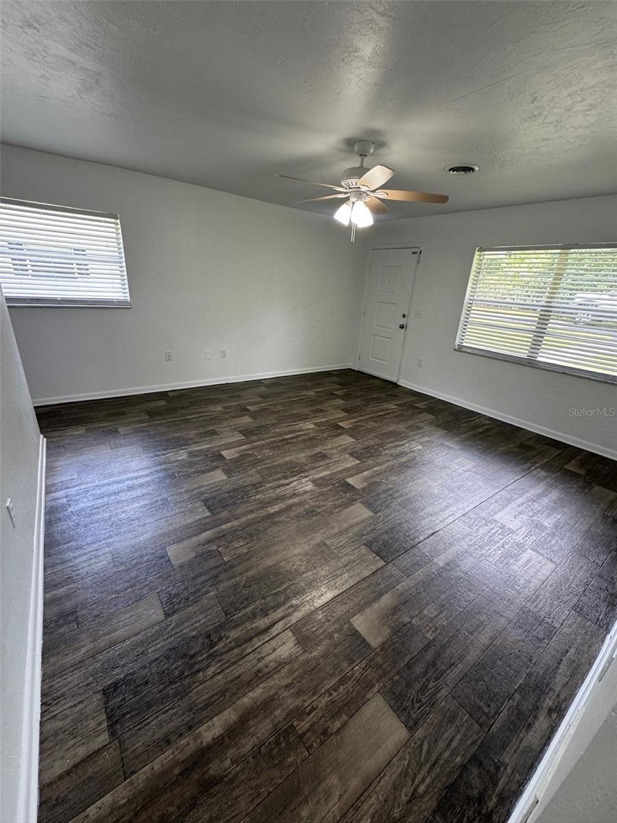 Photo of 1640 NE 71st Place, Ocala, FL 34479 (MLS # OM732519)
