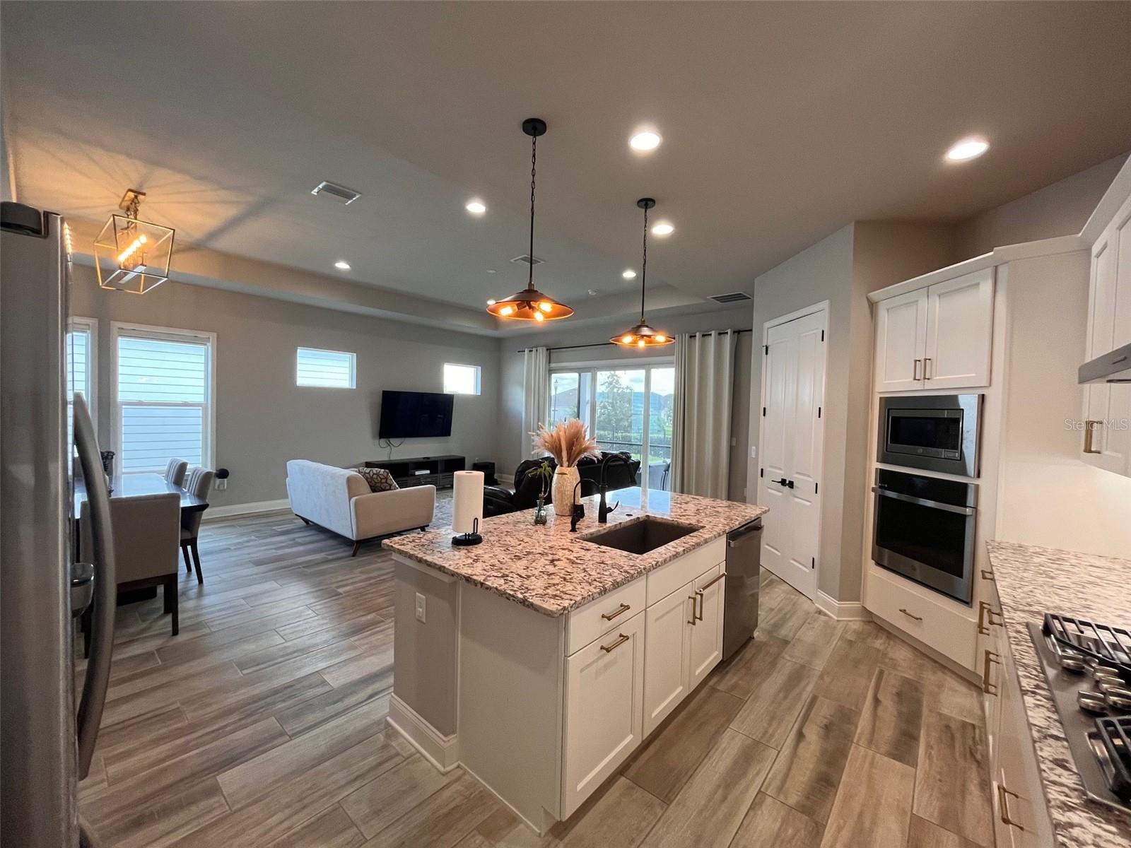 OAKMONT PH 4 PB 36 PG 83 - Residential Lease