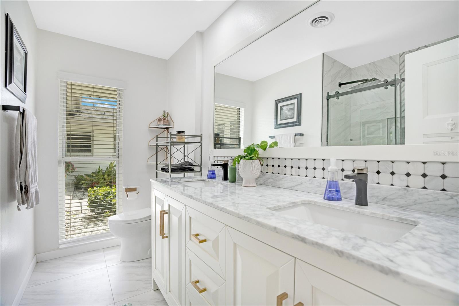 LAKE CONWAY ESTATES - Residential