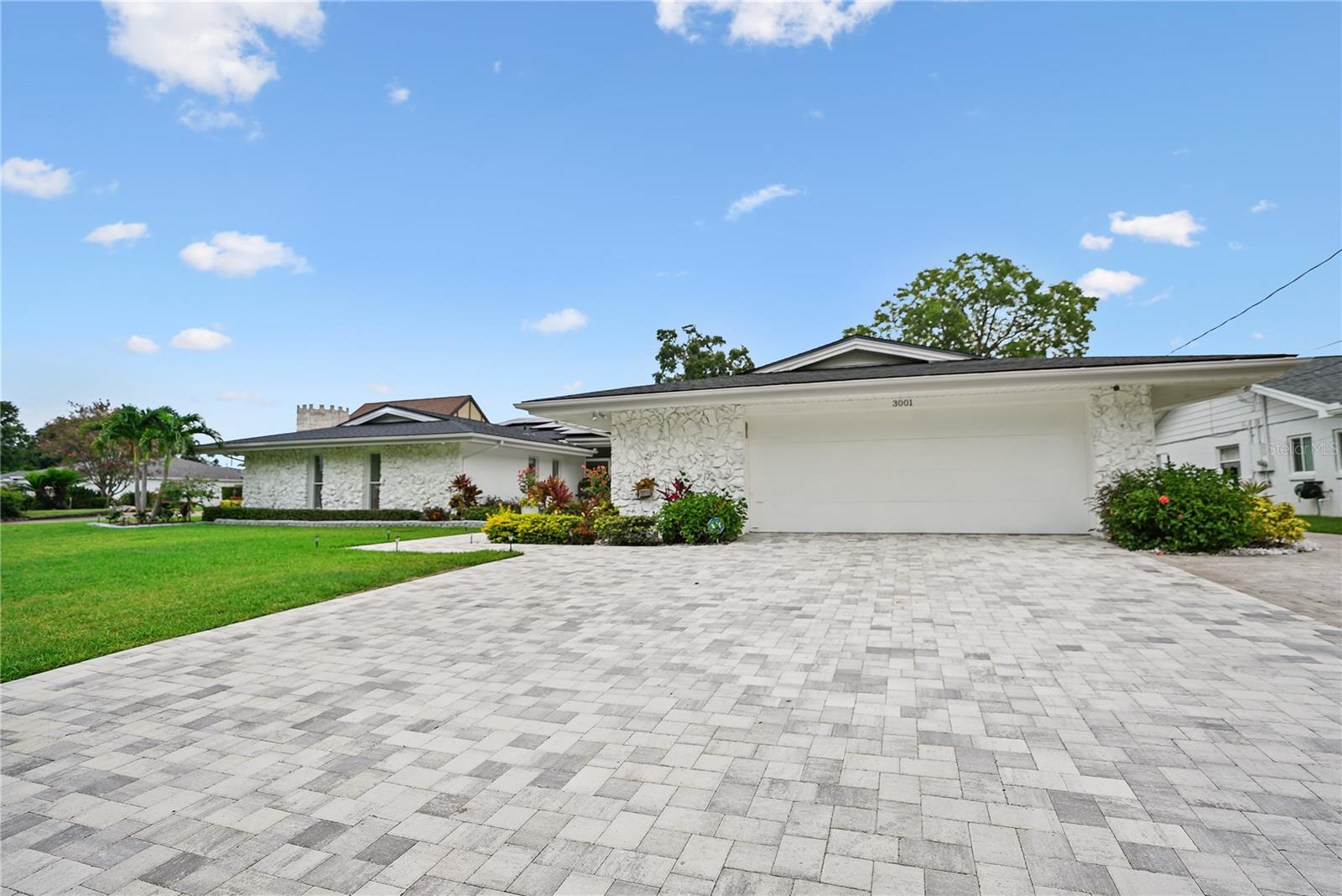 LAKE CONWAY ESTATES - Residential