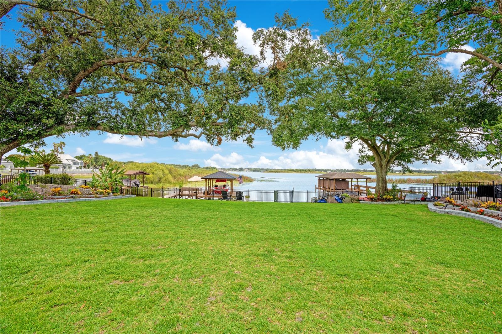 LAKE CONWAY ESTATES - Residential