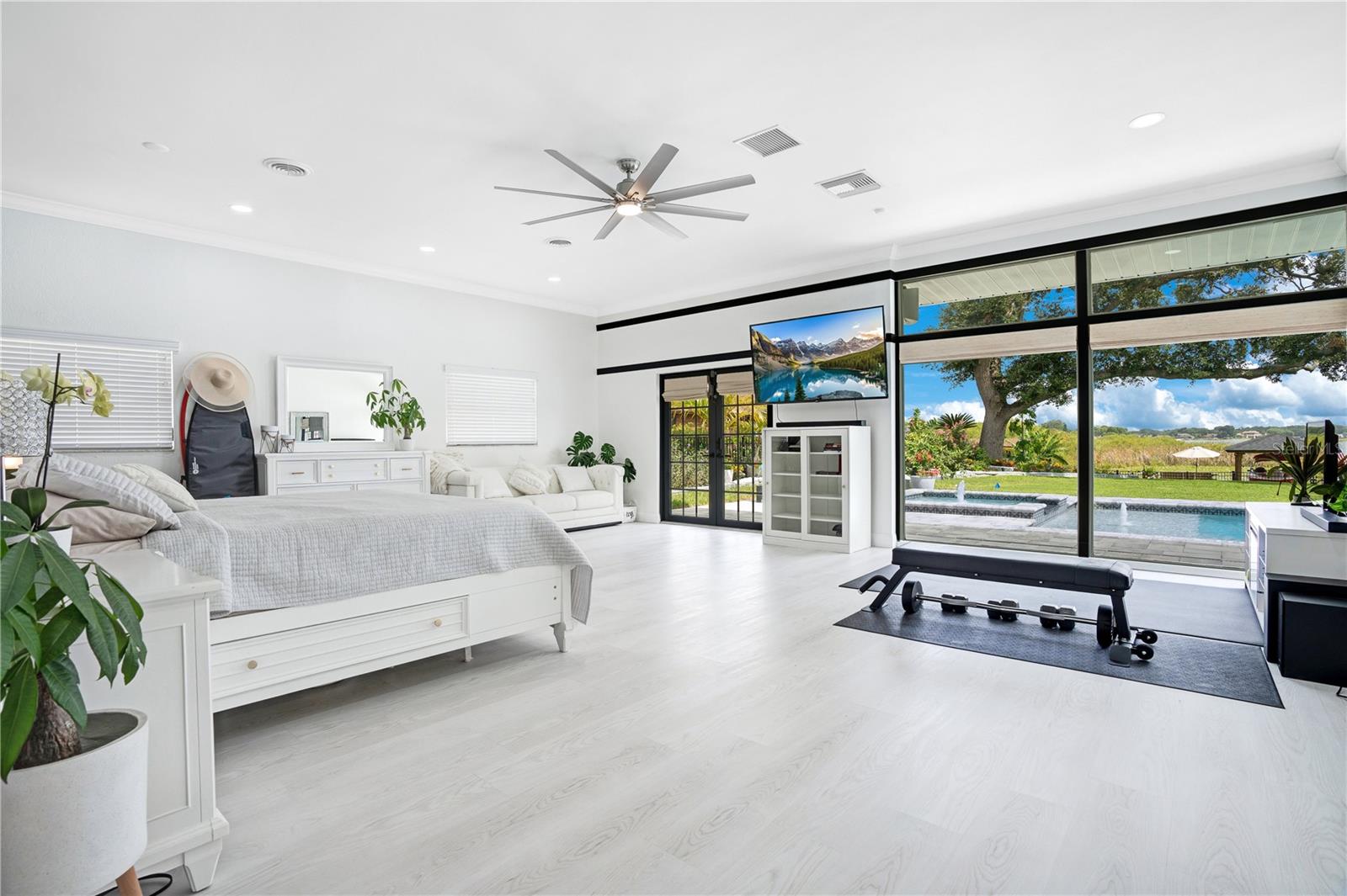 LAKE CONWAY ESTATES - Residential