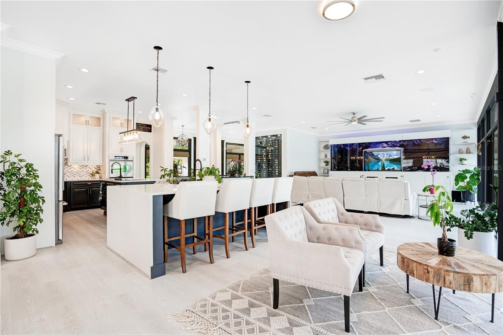 LAKE CONWAY ESTATES - Residential