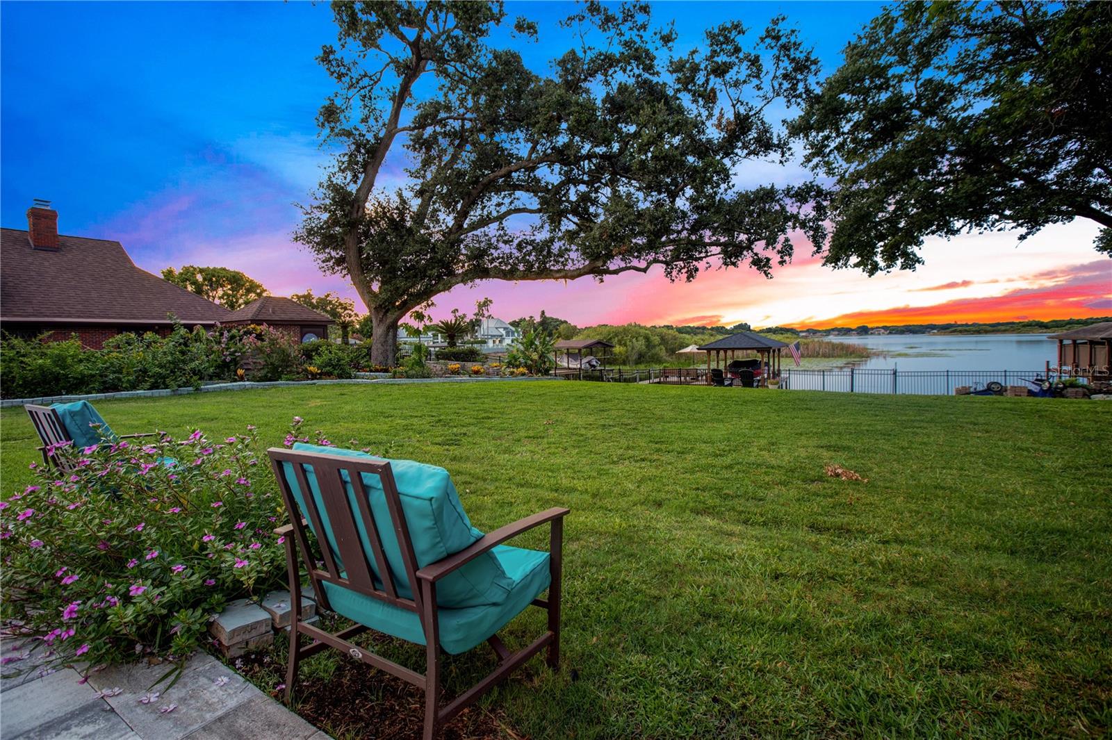 LAKE CONWAY ESTATES - Residential