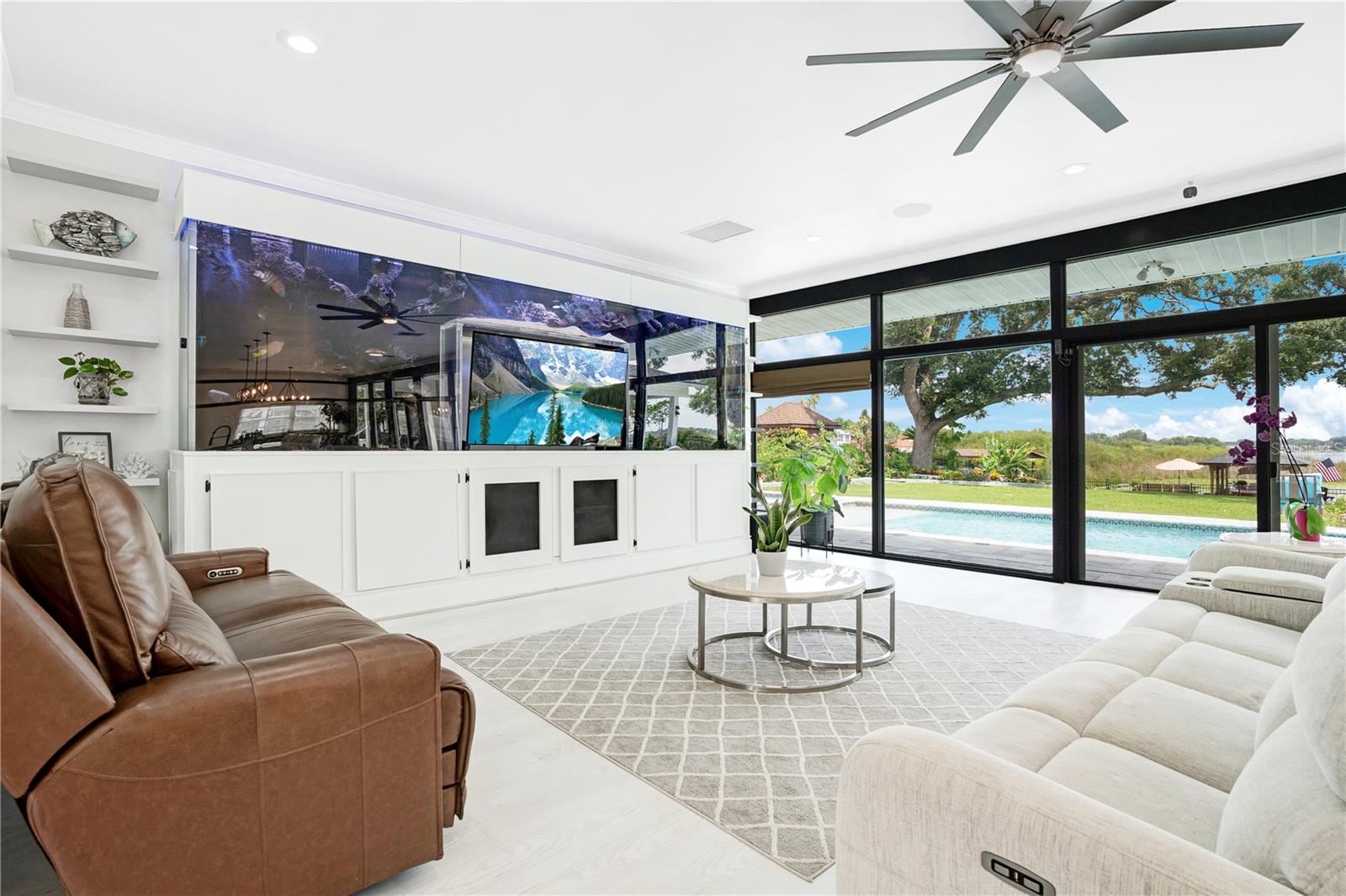 LAKE CONWAY ESTATES - Residential