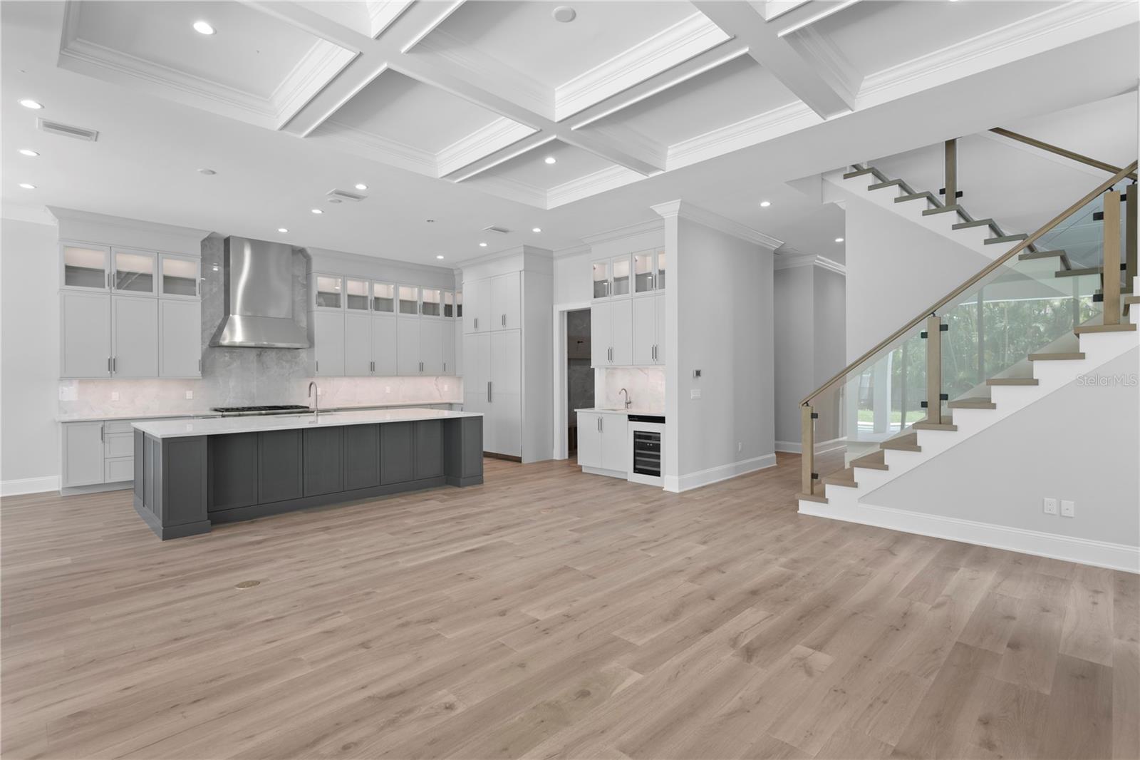 BAYSHORE BEAUTIFUL - Residential