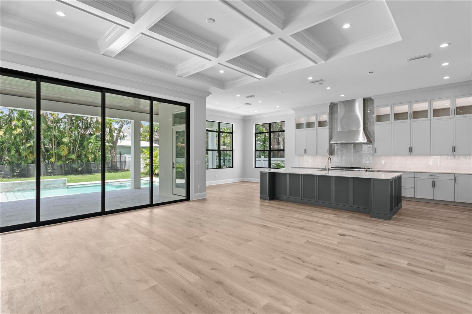 BAYSHORE BEAUTIFUL - Residential