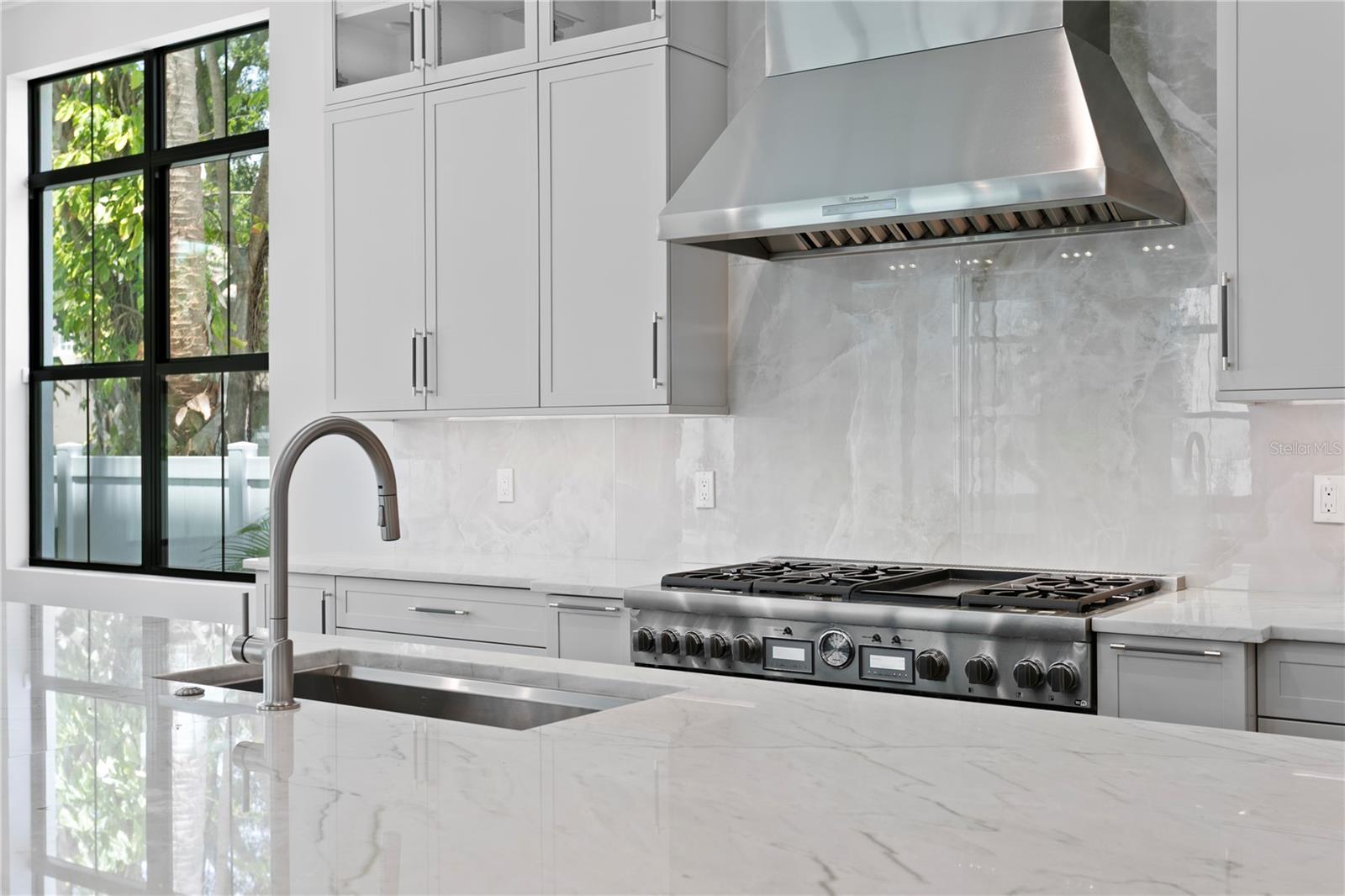 BAYSHORE BEAUTIFUL - Residential