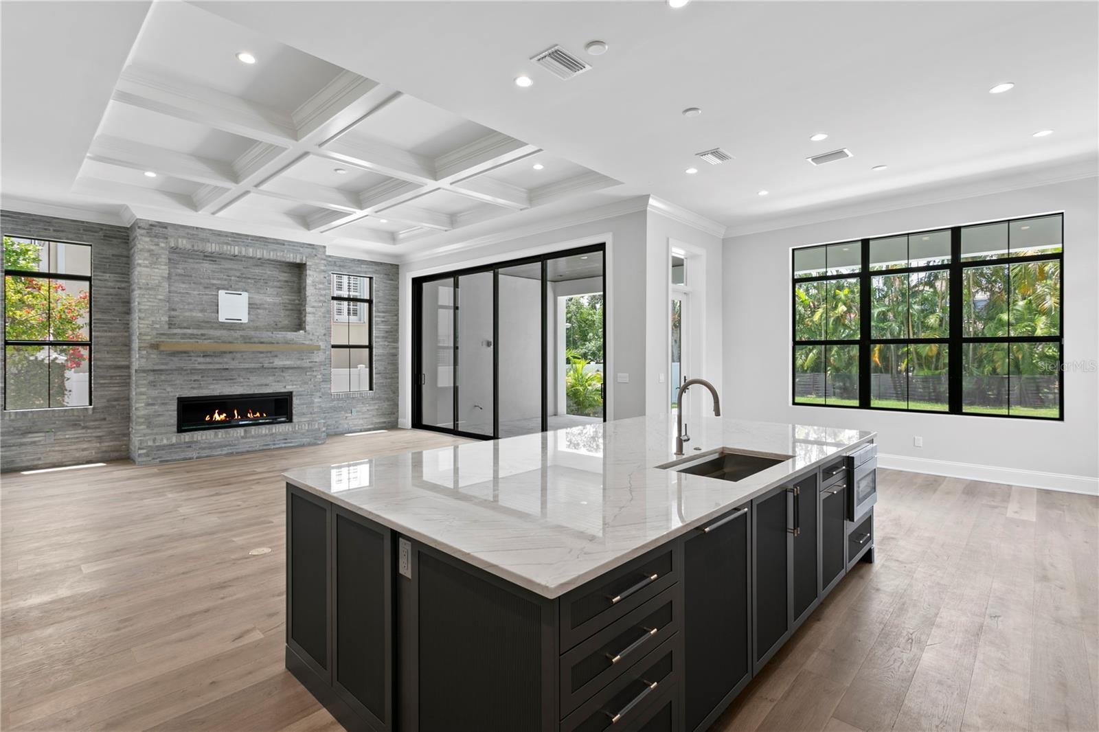 BAYSHORE BEAUTIFUL - Residential