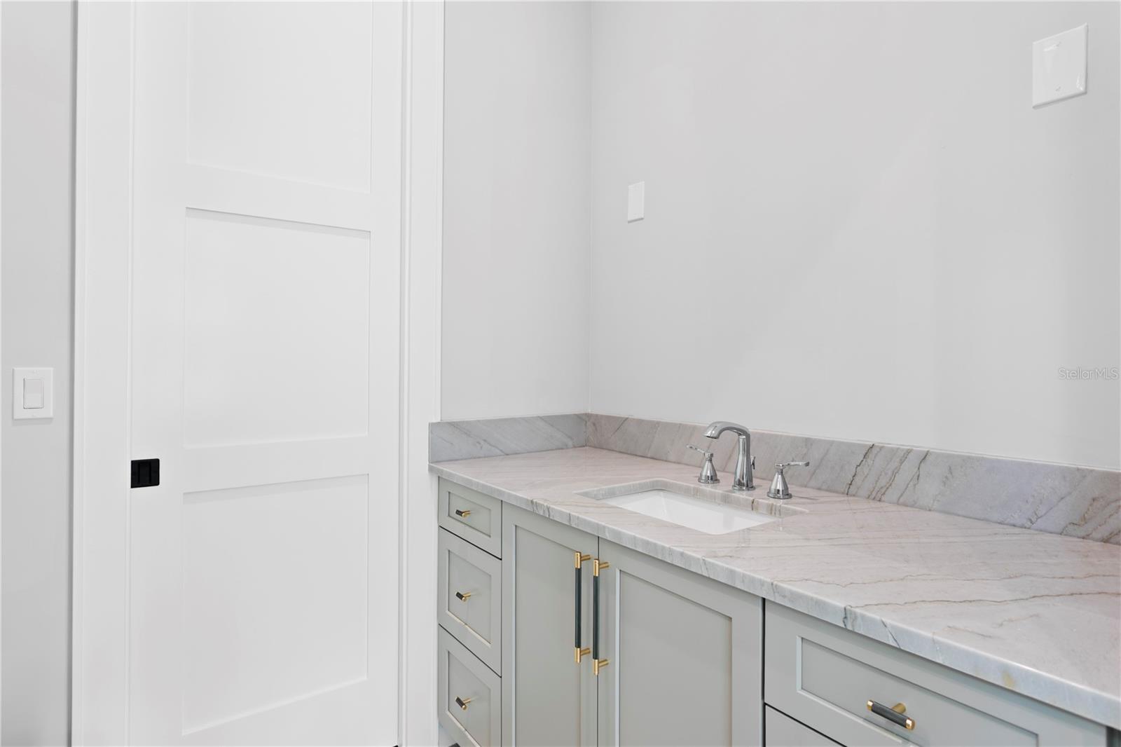 BAYSHORE BEAUTIFUL - Residential