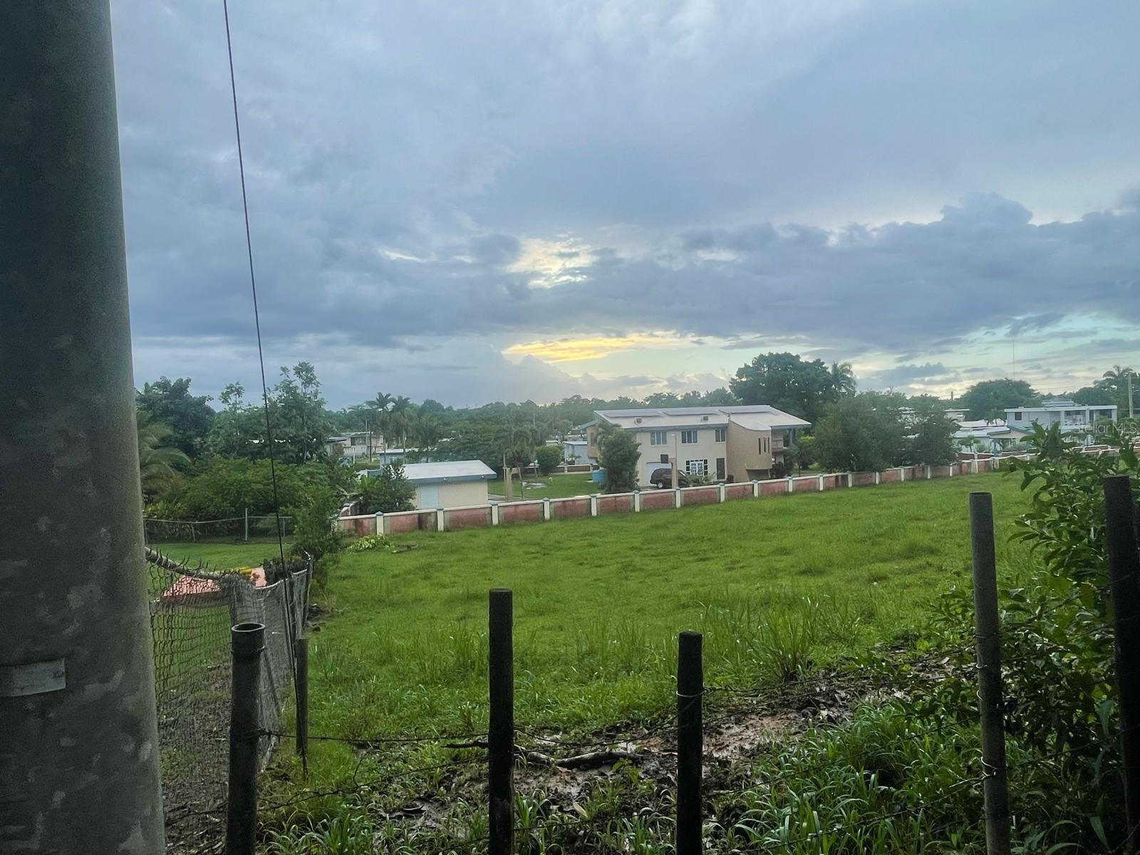 PR-417 BARRIO MARIAS EN AGUADA