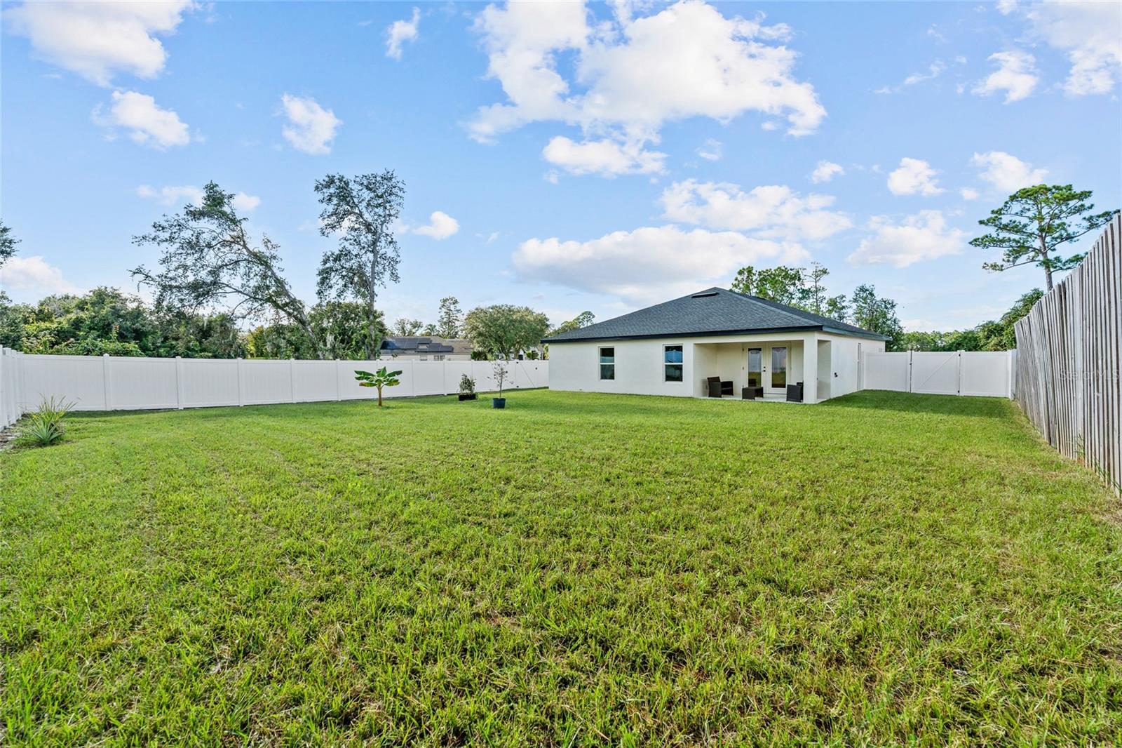 ORANGE CITY ESTATES UNIT 03 - Residential